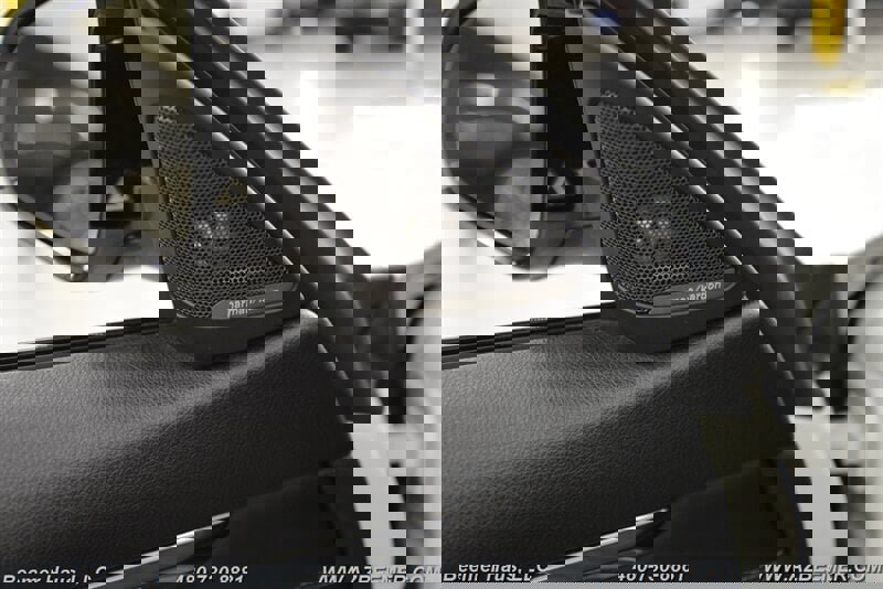 Used 2018 BMW M4 Convertible image 22