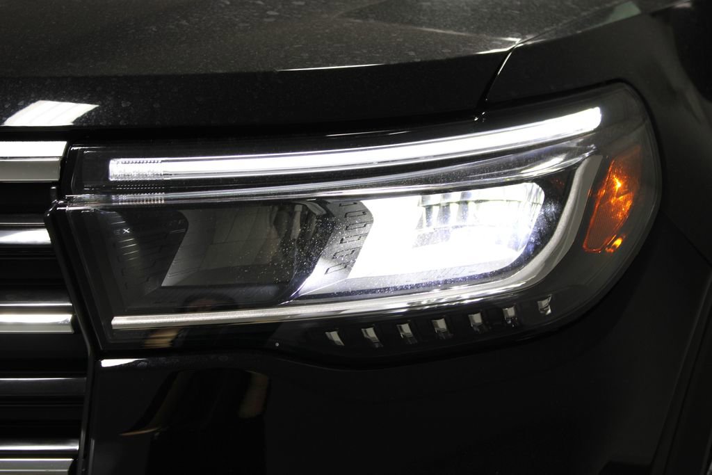 New 2026 Ford Explorer Active RWD image 52