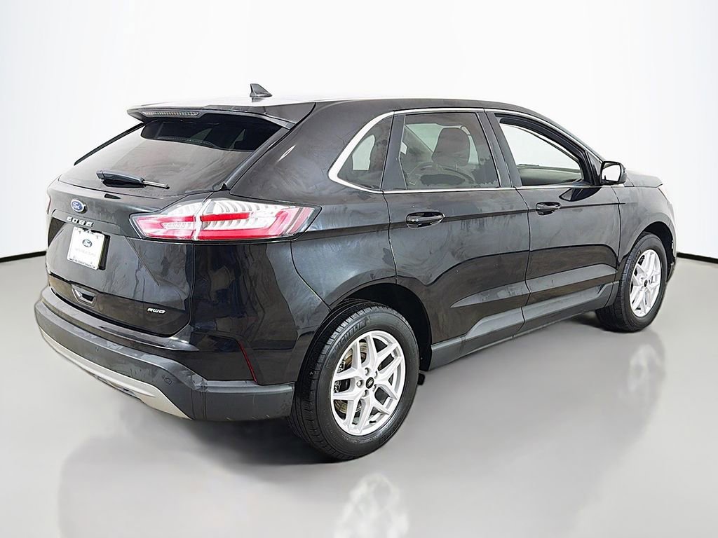 Used 2023 Ford Edge SEL w/ Convenience Package image 7