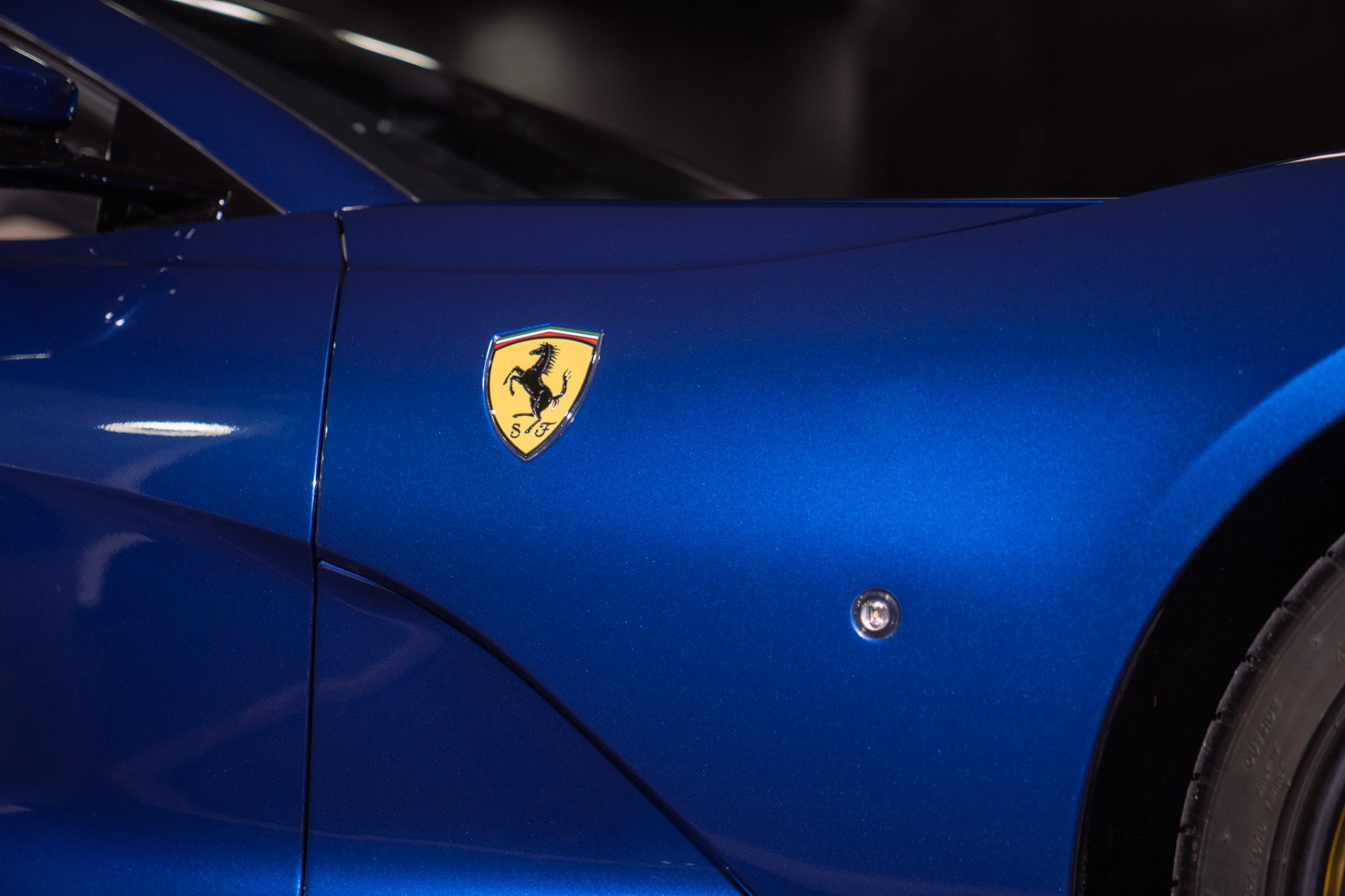 Used 2021 Ferrari 812 GTS RWD image 26