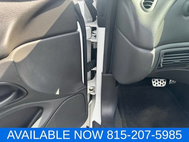 Used 2004 Ford Mustang GT RWD image 29