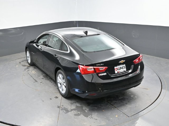 Used 2025 Chevrolet Malibu LT FWD image 41