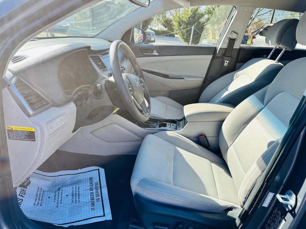Used 2016 Hyundai Tucson SE w/ Option Group 02 image 17