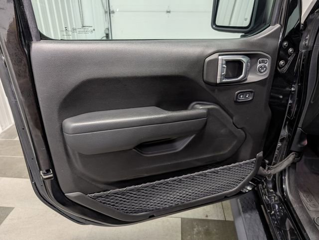Used 2023 Jeep Wrangler Unlimited Sport w/ Sun And Sound Package AWD/4WD image 12
