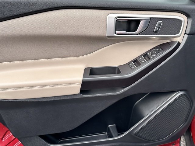 Used 2020 Ford Explorer XLT image 21