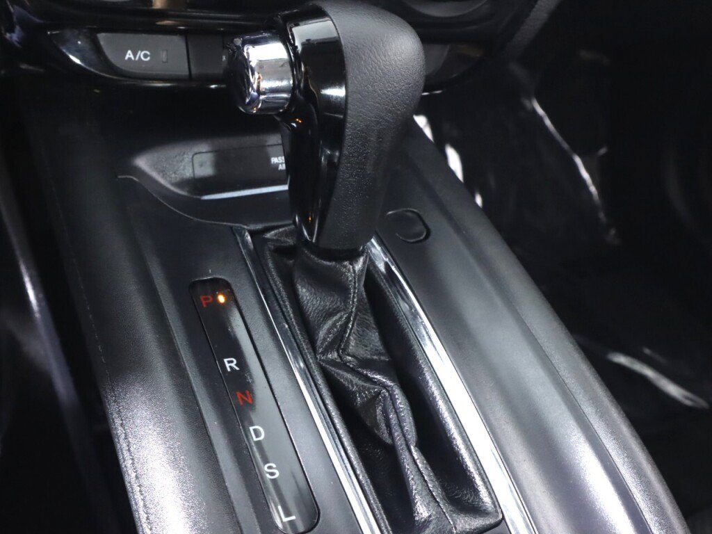 Used 2020 Honda HR-V LX image 21