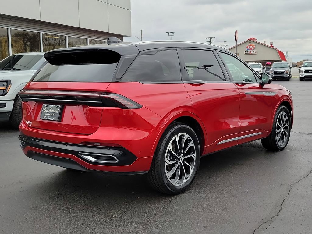 Certified 2024 Lincoln Nautilus Reserve image 4