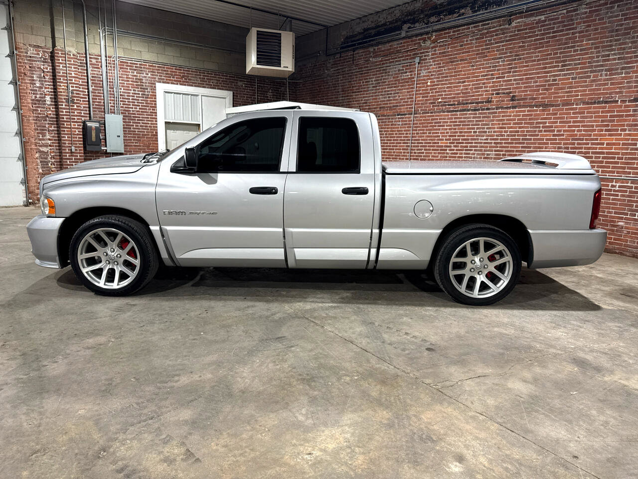 Used 2005 Dodge Ram 1500 Truck 2WD Quad Cab image 8