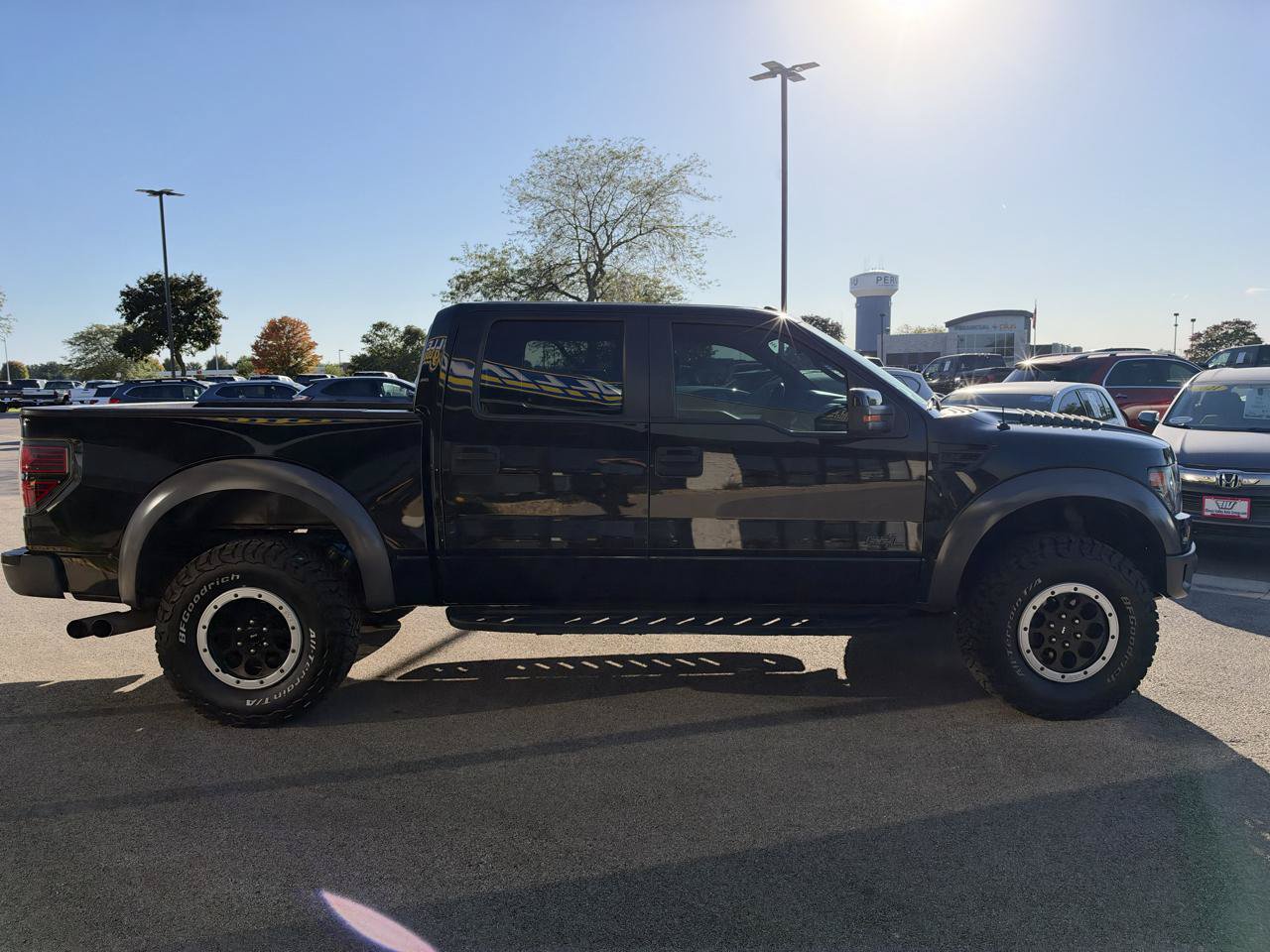 Used 2014 Ford F150 Raptor w/ Equipment Group 801A Luxury AWD/4WD image 8