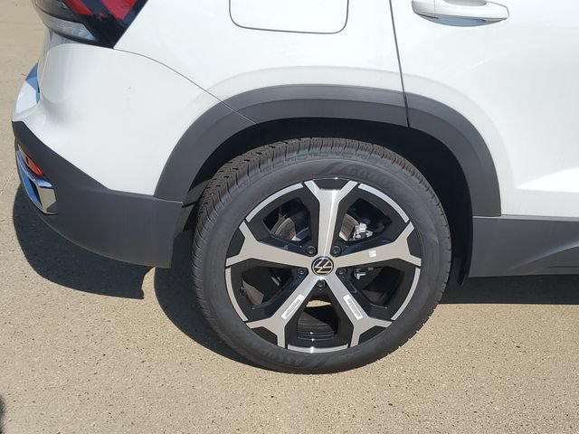 New 2026 Volkswagen Taos SEL AWD/4WD image 5