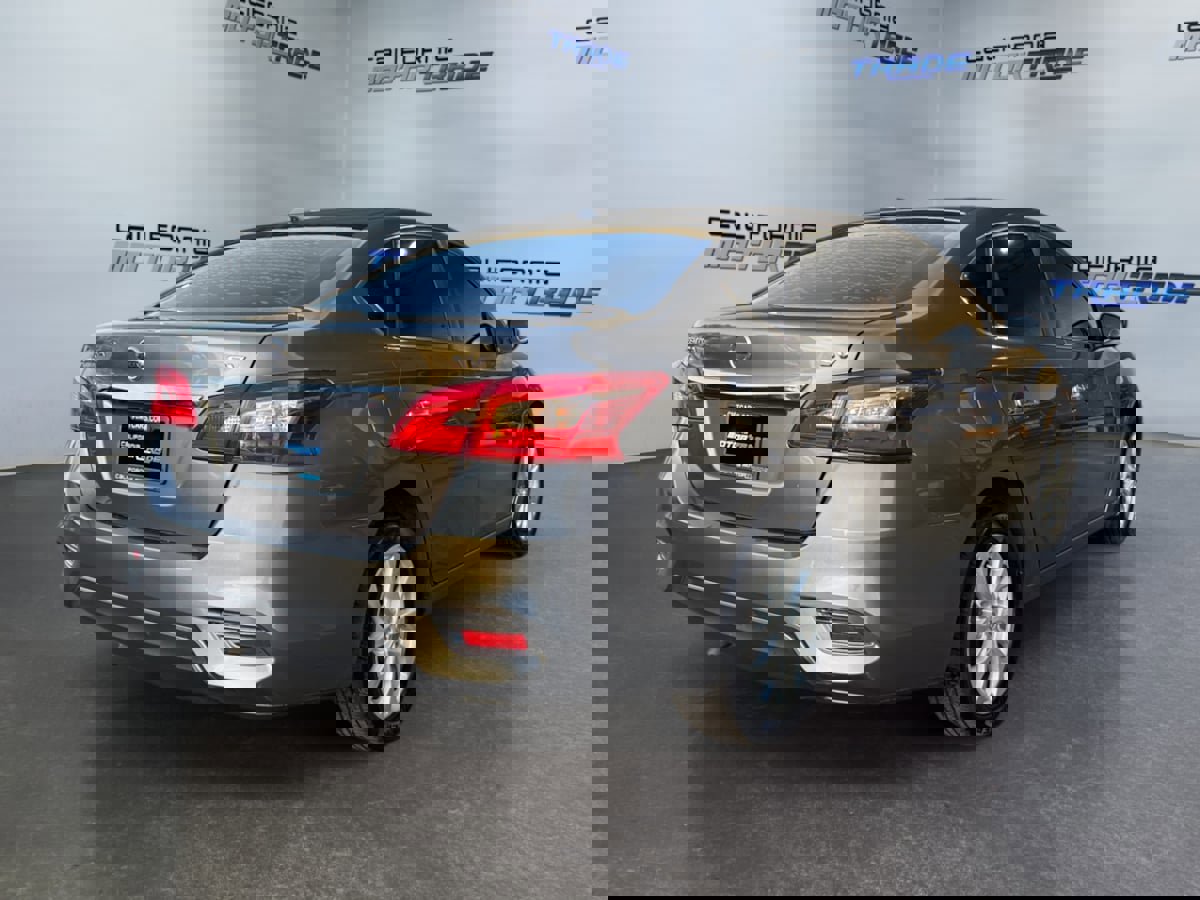 Used 2018 Nissan Sentra SV image 5