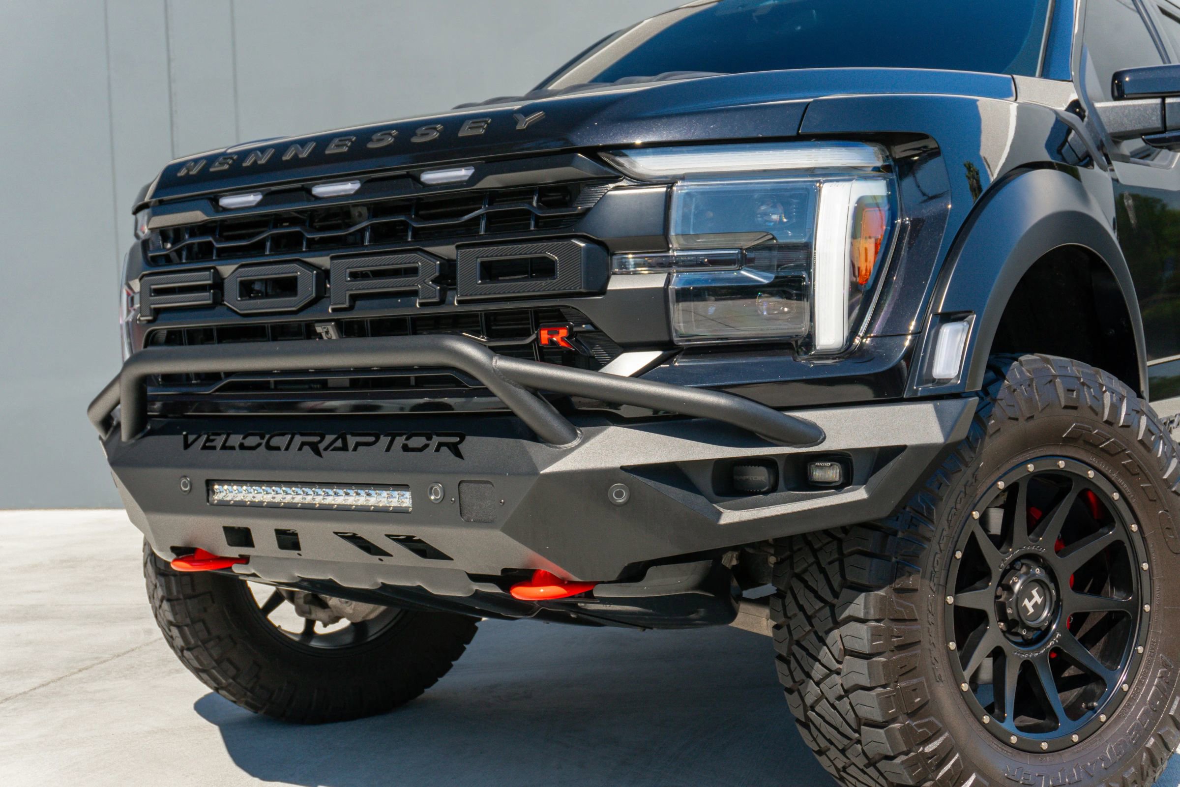Used 2025 Ford F150 Raptor w/ Equipment Group 803A Raptor R image 27