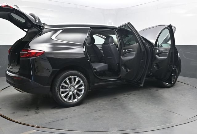 Used 2020 Buick Enclave Essence w/ Sound and Sites Package AWD/4WD image 45