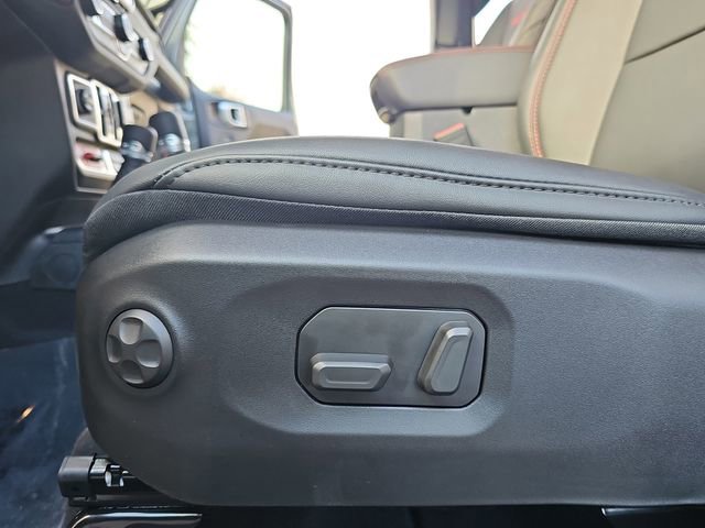 New 2026 Jeep Wrangler Unlimited Rubicon w/ Safety Group image 28