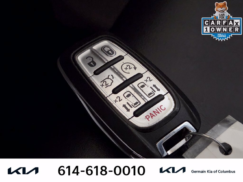 Used 2023 Chrysler Pacifica Touring-L FWD image 33