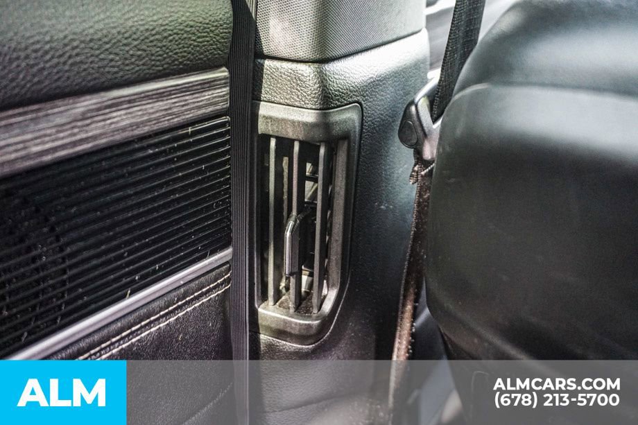 Used 2023 Jeep Wagoneer Series III w/ Preferred Equipment Group image 34