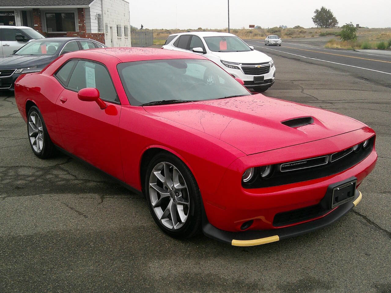 Used 2023 Dodge Challenger GT image 1