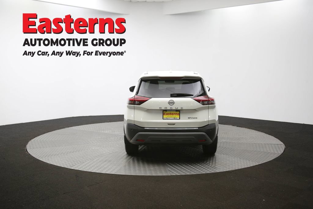 Used 2022 Nissan Rogue SV w/ SV Premium Package image 39
