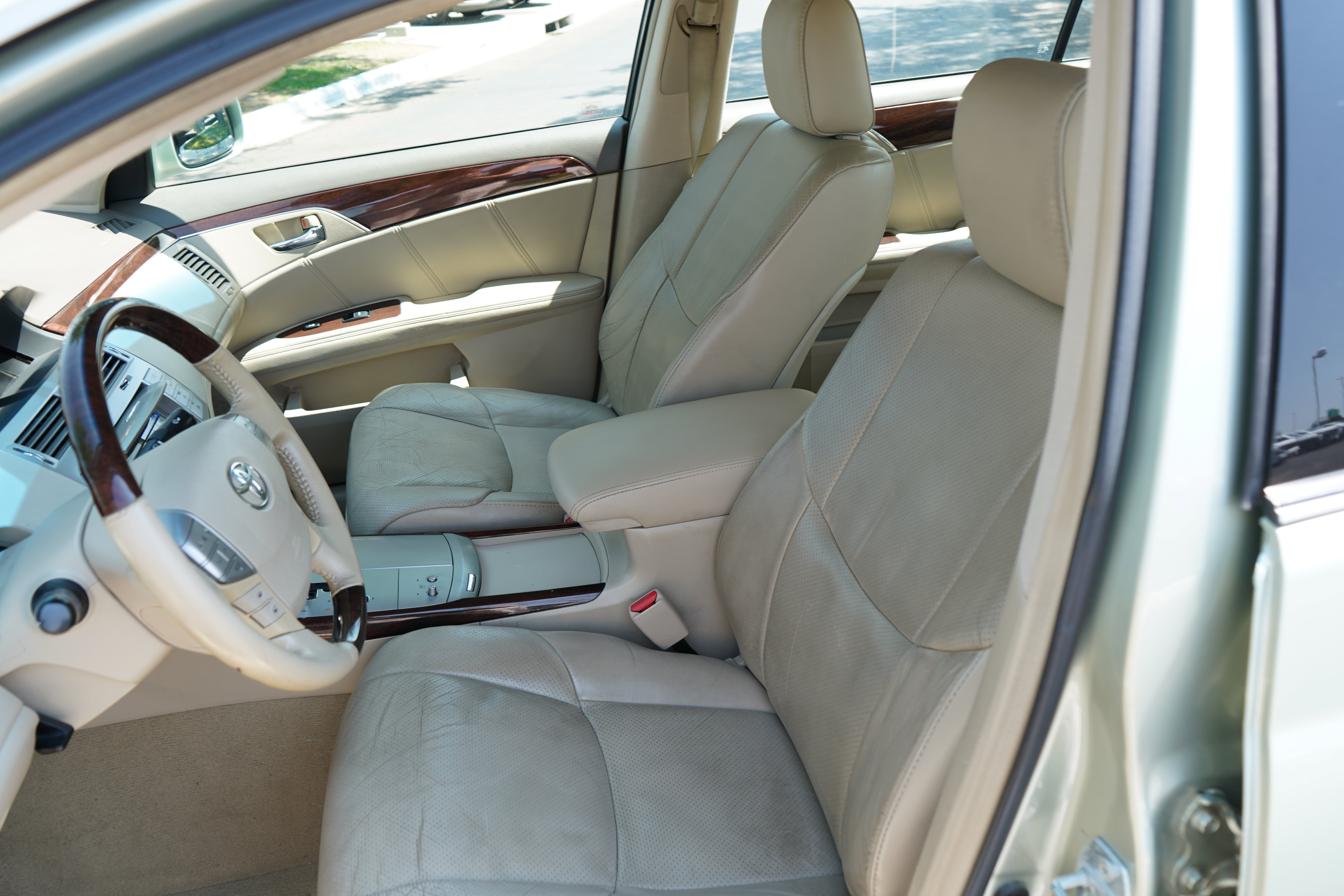 Used 2009 Toyota Avalon XL FWD image 15