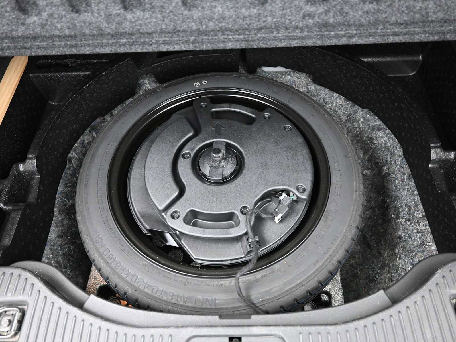 Used 2015 Buick Encore AWD image 22