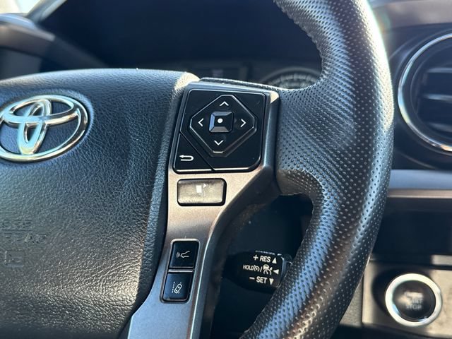 Used 2019 Toyota Tacoma TRD Off-Road w/ Technology Package AWD/4WD image 28
