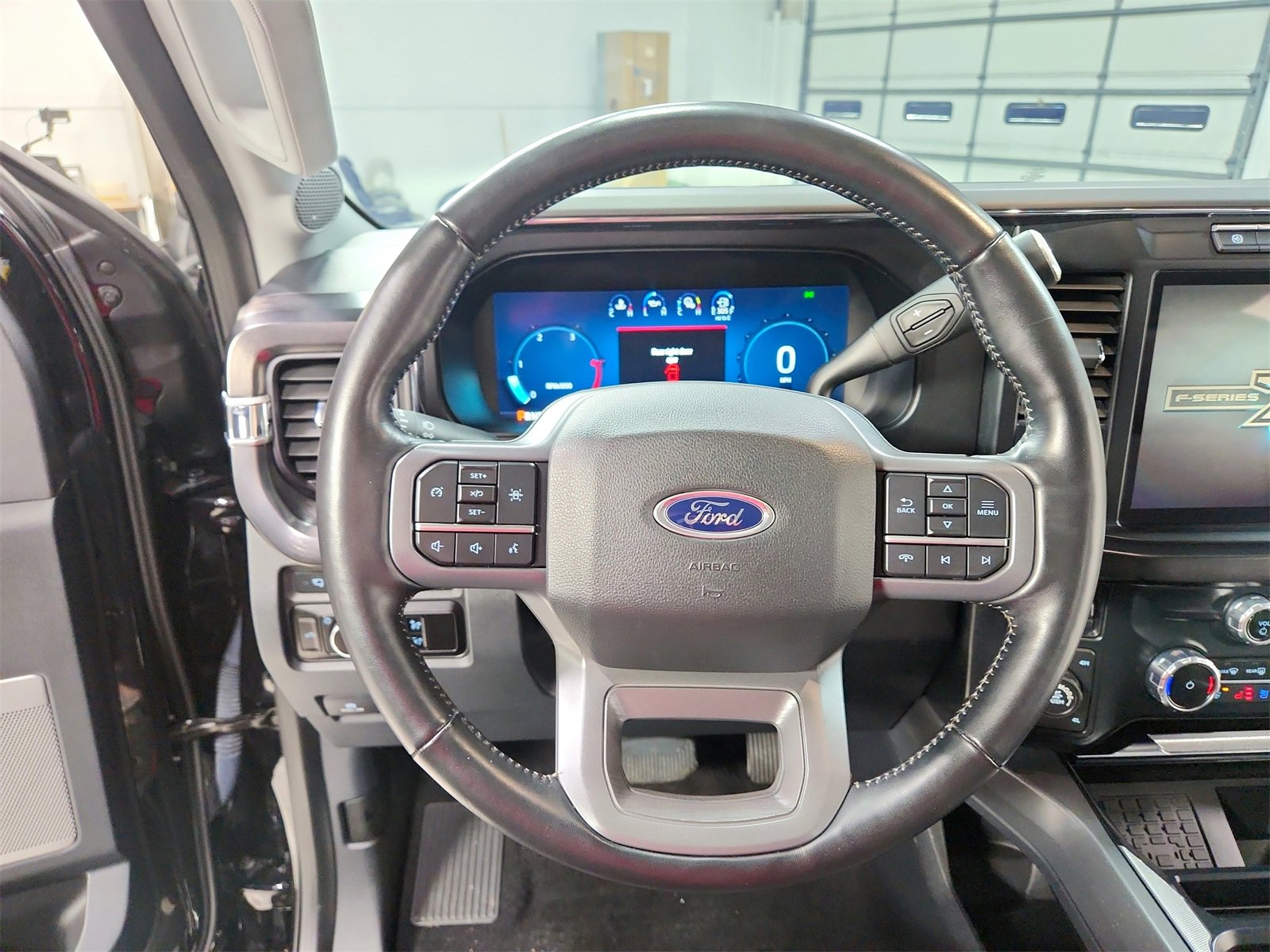 Used 2023 Ford F250 Lariat image 24