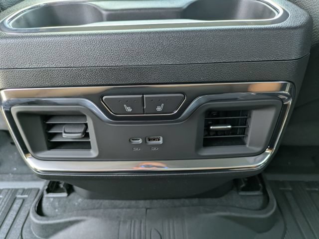 New 2026 GMC Sierra 2500 Denali w/ Denali Reserve Package AWD/4WD image 16