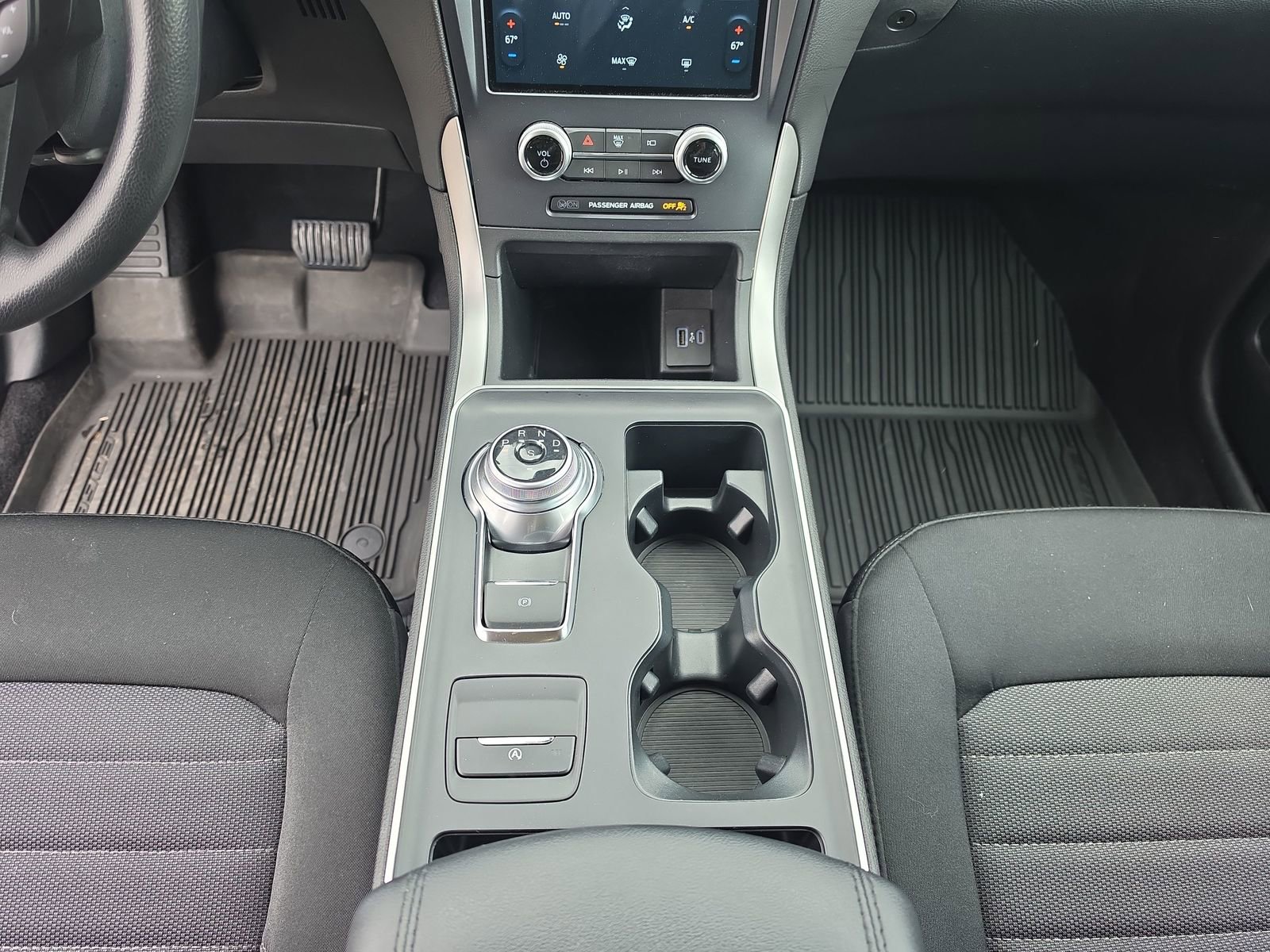 Used 2022 Ford Edge SE AWD/4WD image 13