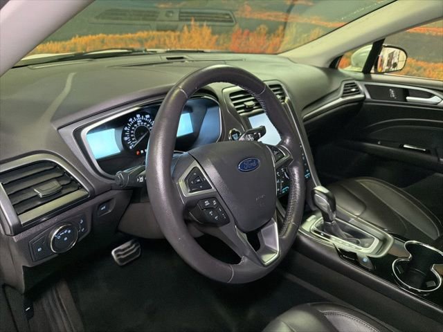 Used 2014 Ford Fusion Titanium AWD/4WD image 25