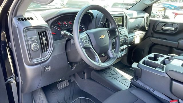 New 2026 Chevrolet Silverado 1500 Custom RWD image 12