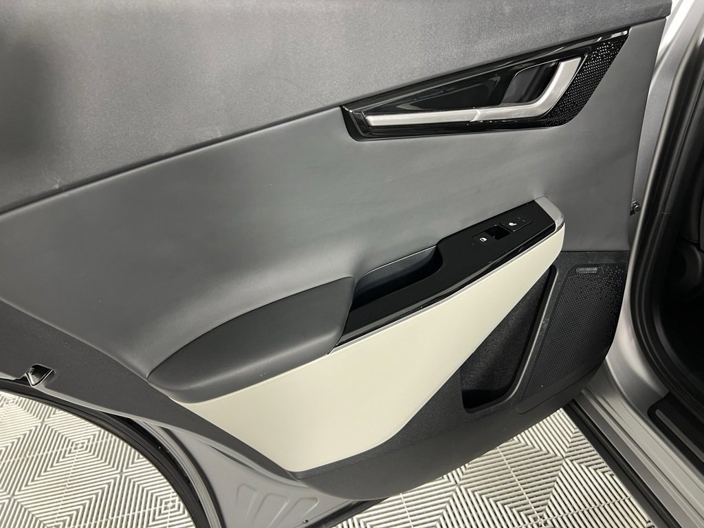 Used 2023 Kia EV6 GT-Line w/ GT-Line Suede Seat Package image 28