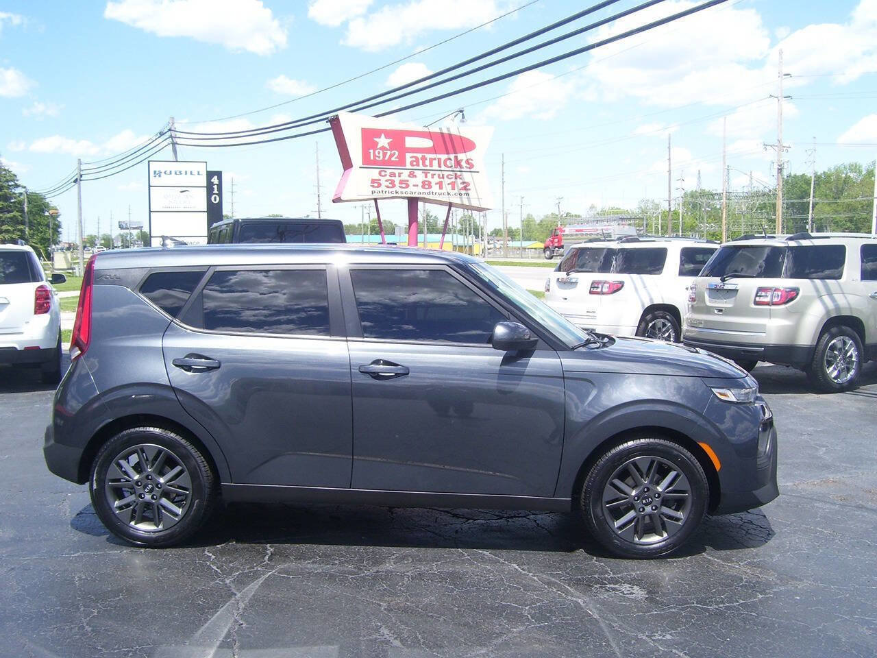 Used 2021 Kia Soul S FWD image 2