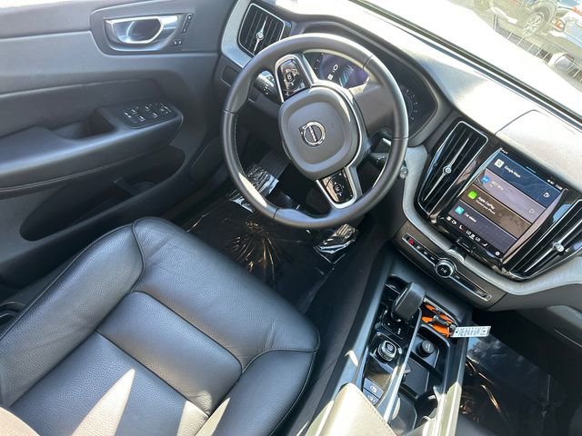 Used 2025 Volvo XC60 B5 Plus image 20