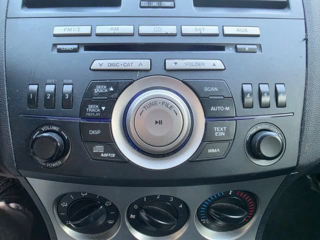Used 2011 MAZDA MAZDA3 i Touring FWD image 12