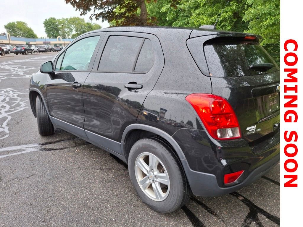 Used 2020 Chevrolet Trax LS w/ Tint and Cruise Package AWD/4WD image 8
