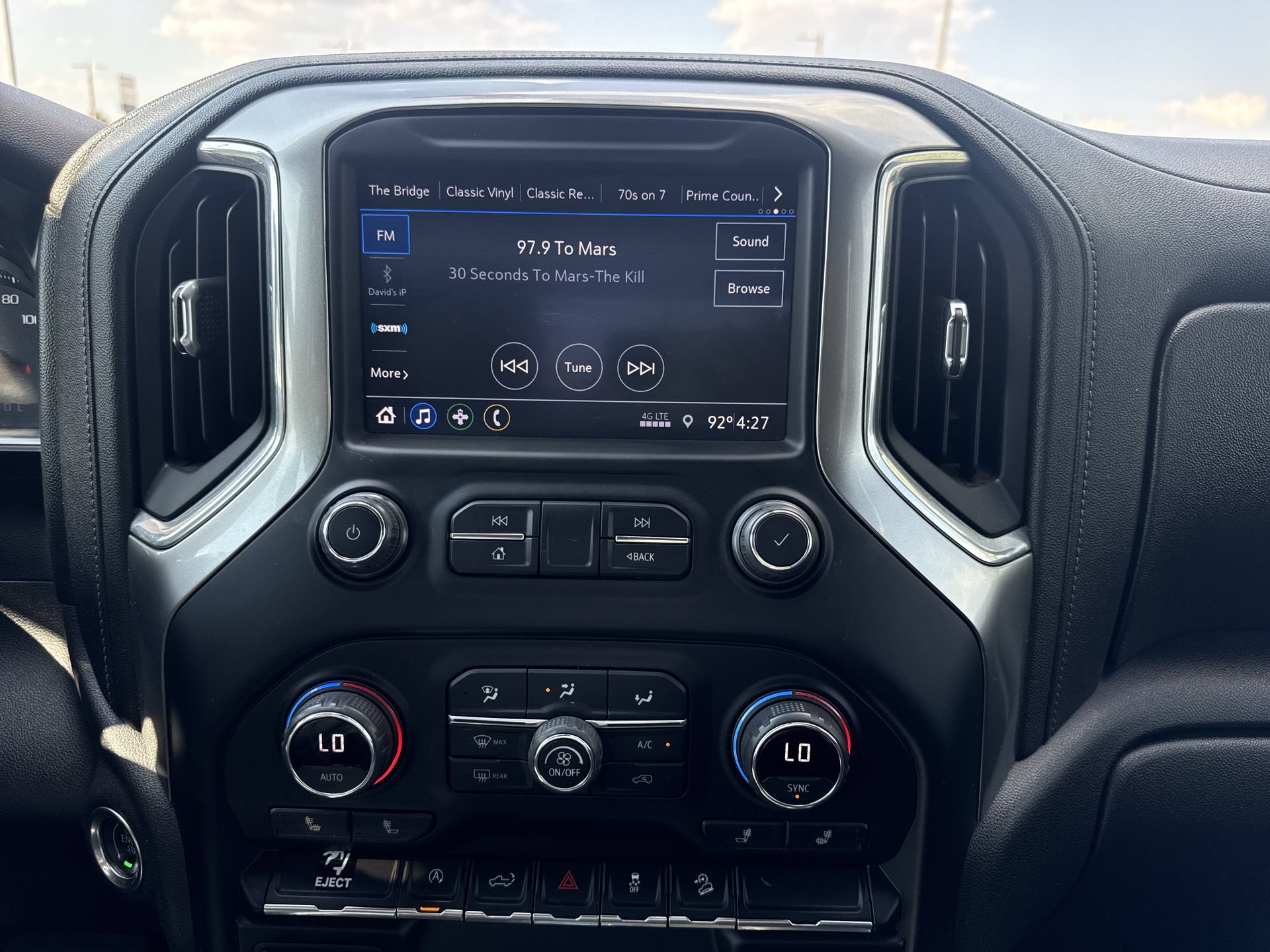 Certified 2021 Chevrolet Silverado 1500 RST AWD/4WD image 16