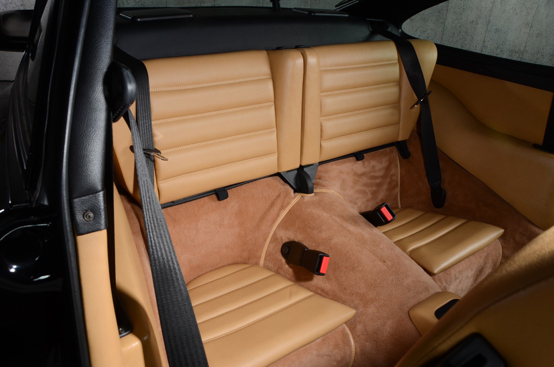 Used 1994 Porsche 911 Turbo image 25