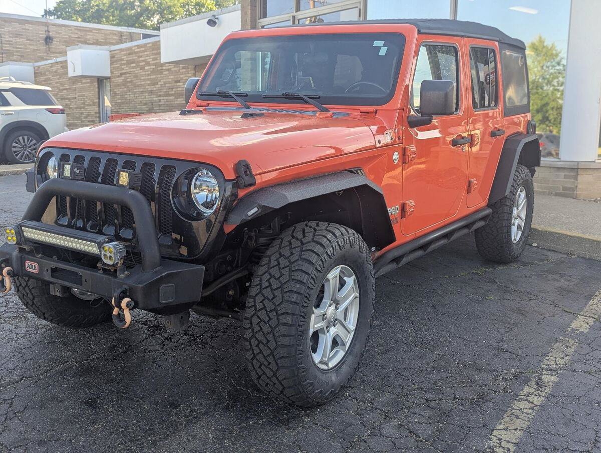 Used 2019 Jeep Wrangler Unlimited Sport S AWD/4WD image 4