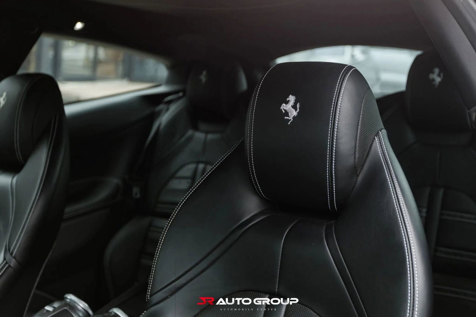 Used 2018 Ferrari GTC4Lusso T image 20