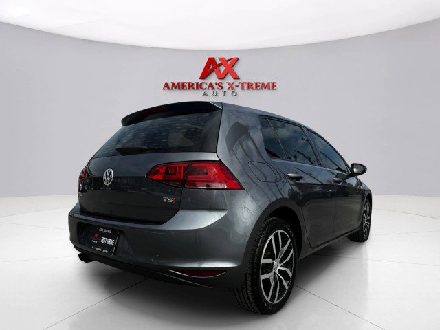 Used 2017 Volkswagen Golf SE image 5