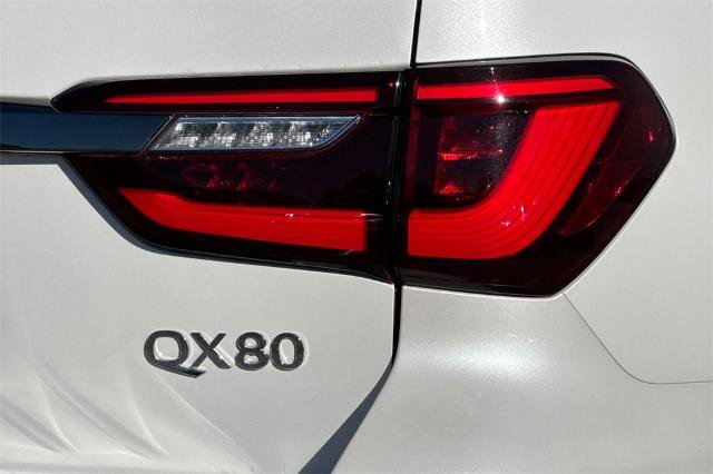 Certified 2024 INFINITI QX80 Premium Select w/ Cargo Package image 27