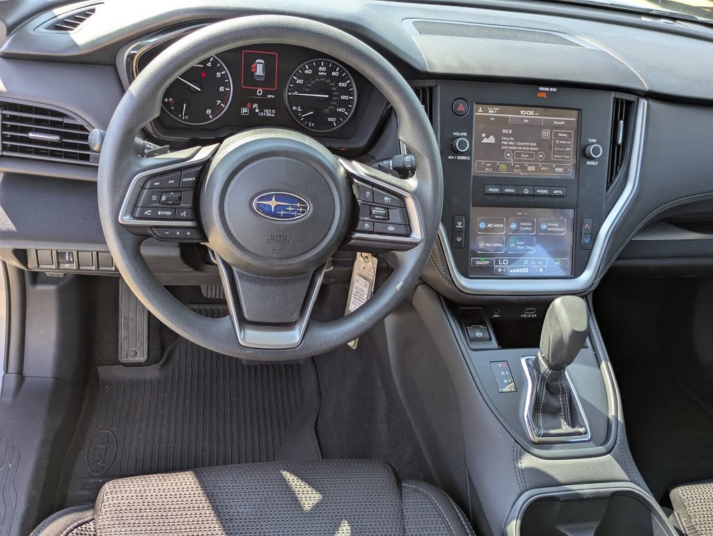 Used 2025 Subaru Outback AWD/4WD image 8