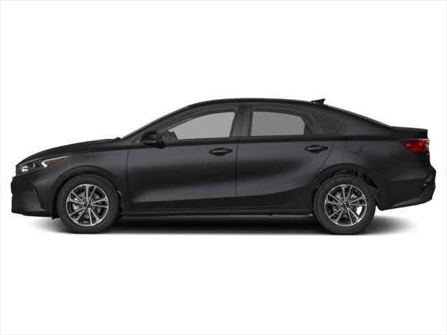 Used 2024 Kia Forte LXS FWD image 3