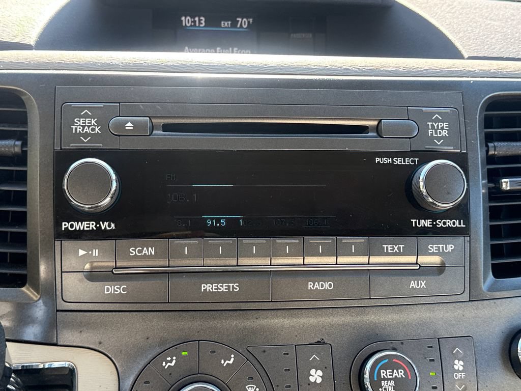 Used 2011 Toyota Sienna LE FWD image 25