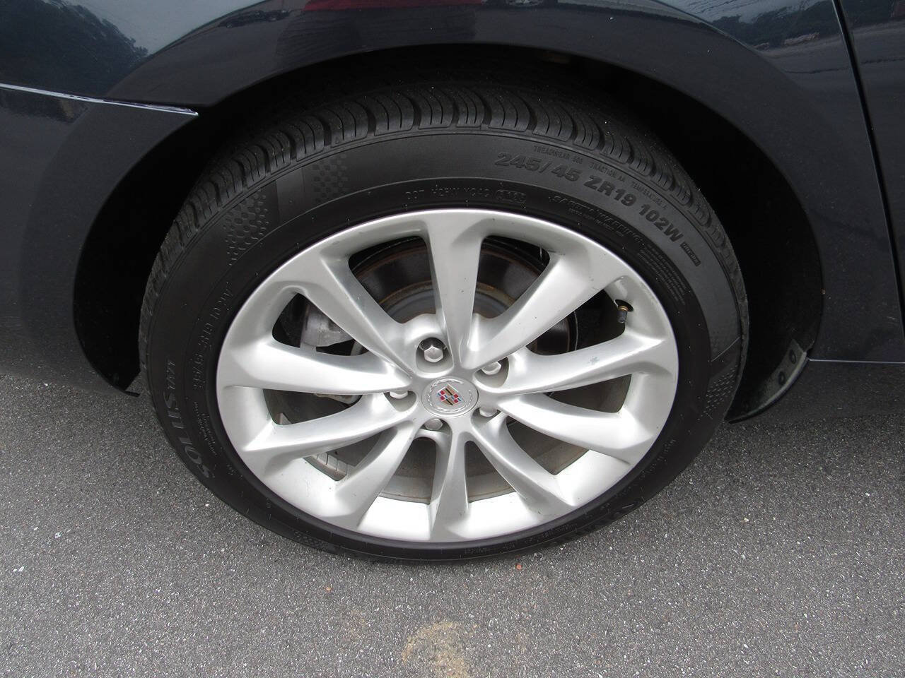 Used 2013 Cadillac XTS Luxury w/ Driver Awareness Package FWD image 13
