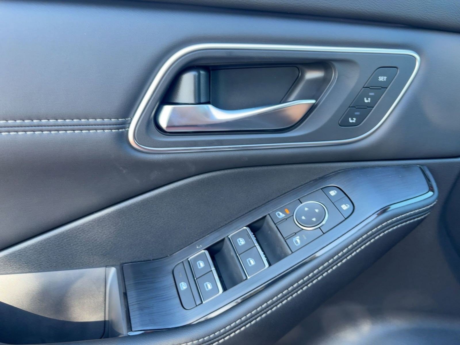 New 2026 Nissan Rogue Platinum w/ Platinum Premium Package image 21