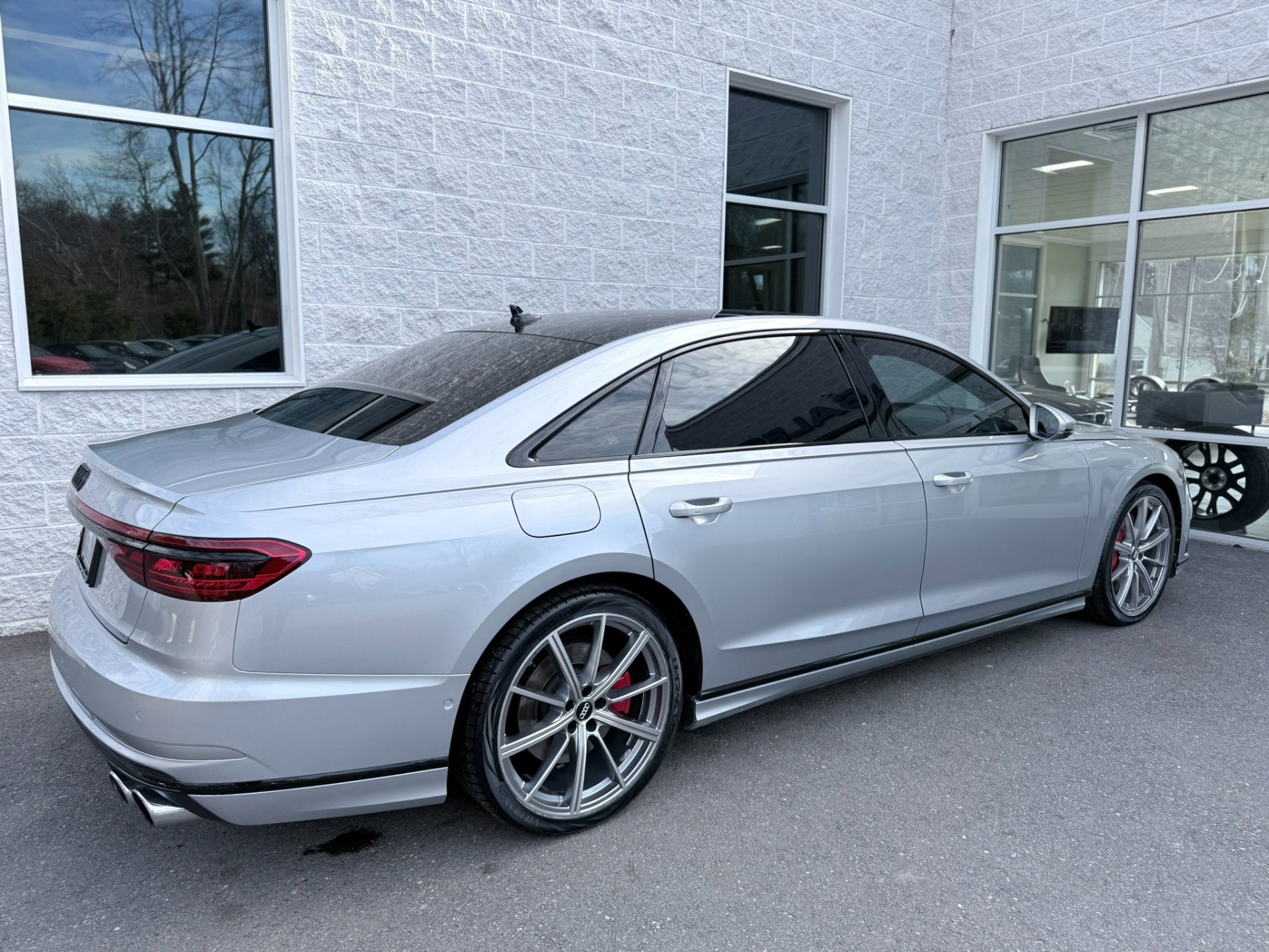 Used 2020 Audi S8 L image 51
