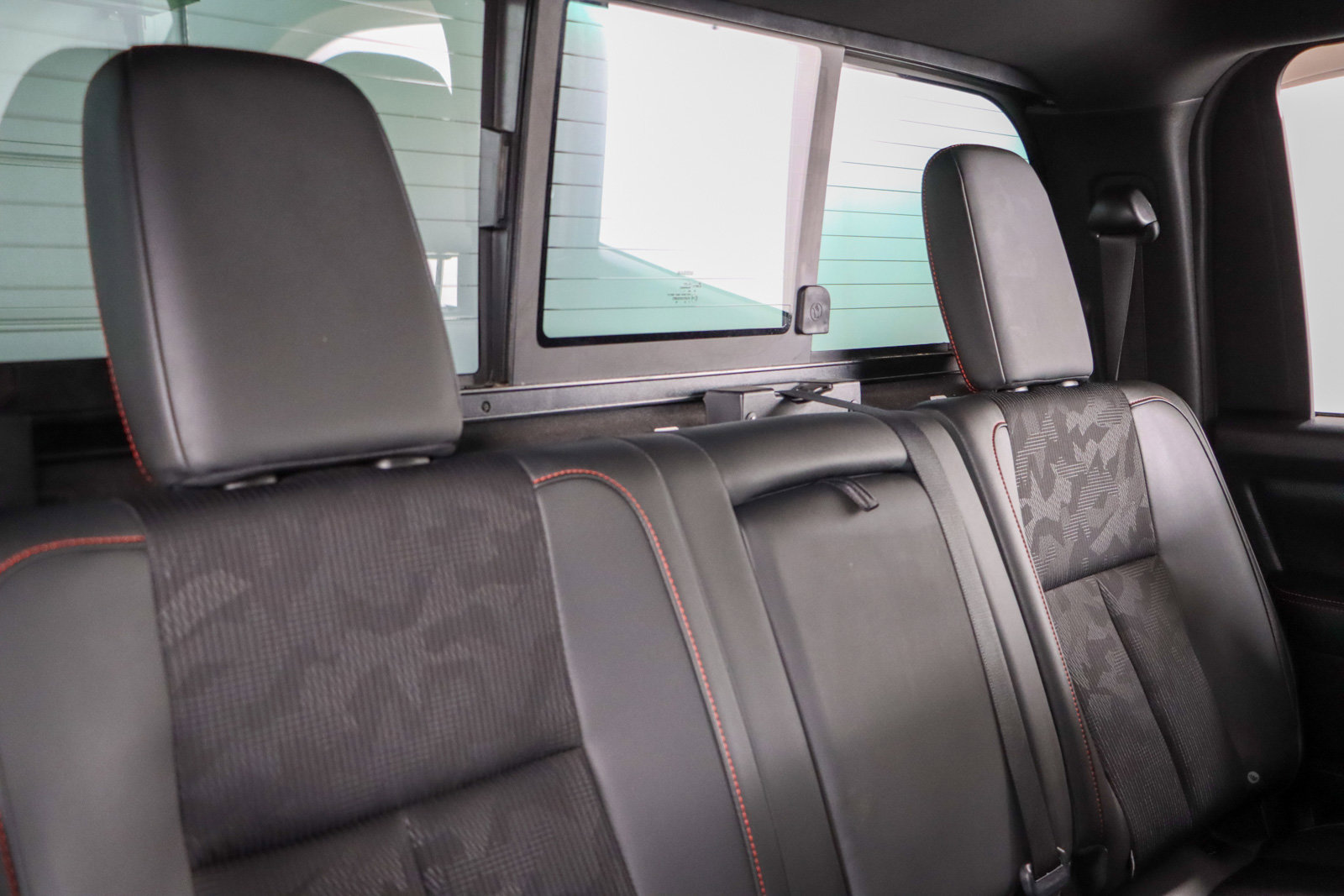 Used 2021 Nissan Titan PRO-4X w/ Pro-4x Utility Package image 30