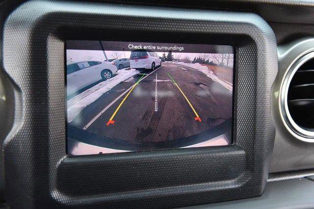 Used 2020 Jeep Wrangler Unlimited Sahara w/ Cold Weather Group image 13