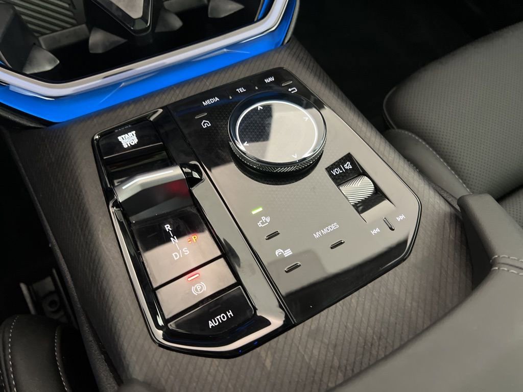 Used 2026 BMW X3 xDrive30 w/ Premium Package image 19